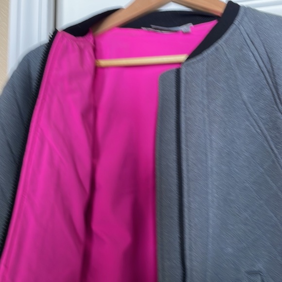 Athlete quilted bomber - Picture 3 of 3